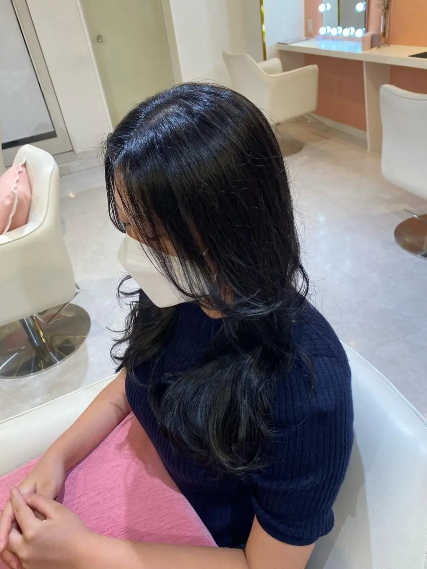 ロング カット トリートメント 梛木 唯のヘアスタイル
