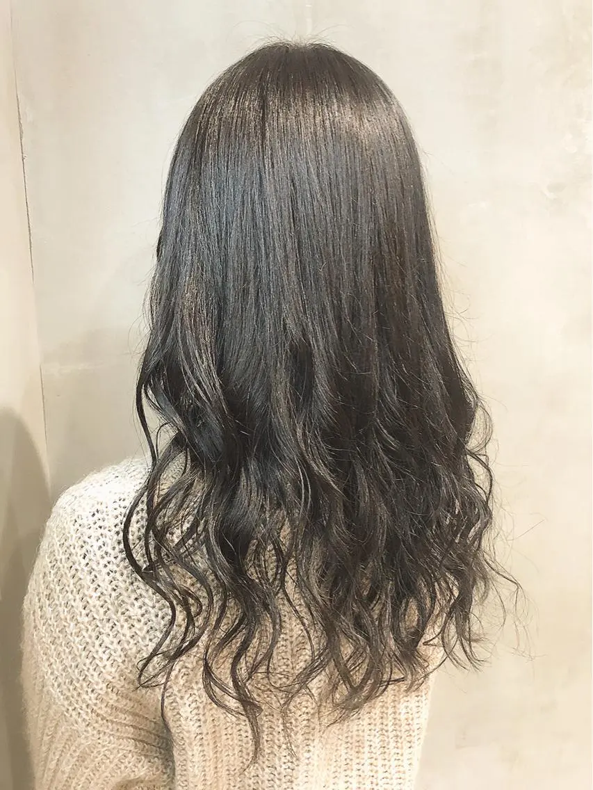 セミロング カラー ヘアアレンジ TOKI /透明感/原宿のヘアスタイル