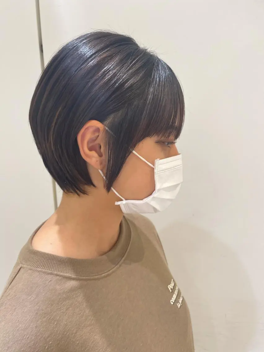 ショート ARMONY秋山輝也 コテ巻き風パーマ特化のヘアスタイル