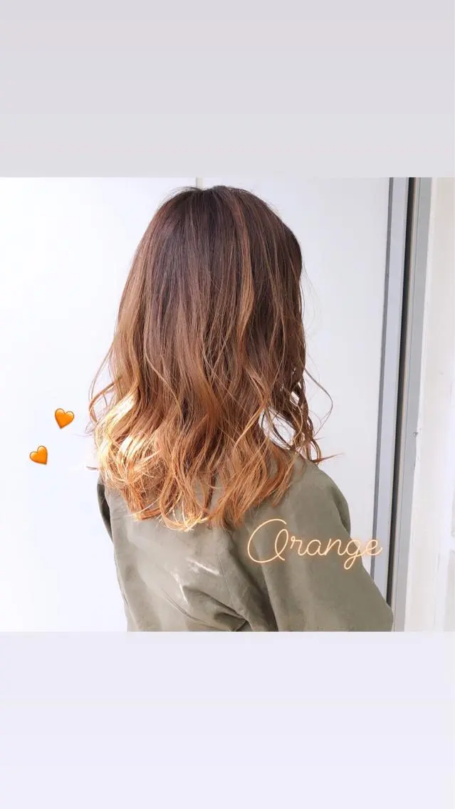 セミロング カラー ヘアアレンジ グラデーションカラー オレンジ 榎園 由美のヘアスタイル