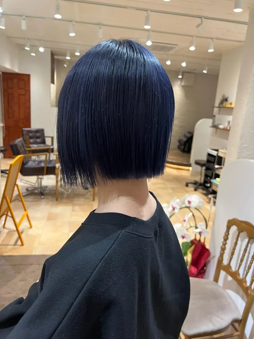 ショート カラー 🥀韓国ヘア🥀 宮津真菜のヘアスタイル