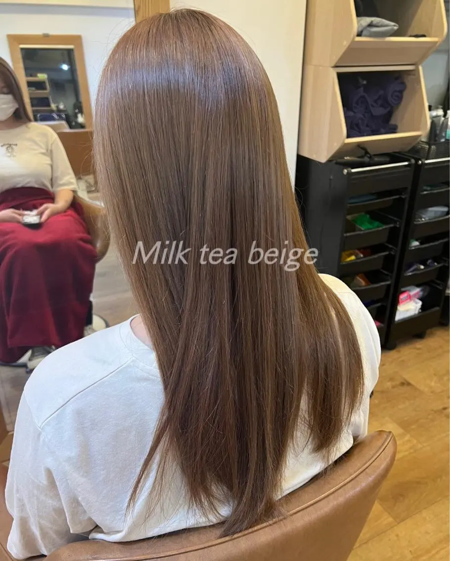 ロング 艶ハイトーン🔆 ️️️安座間 希のヘアスタイル