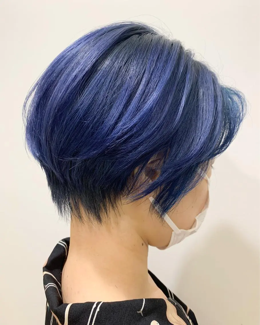ショート カラー 薄田 珠美のヘアスタイル
