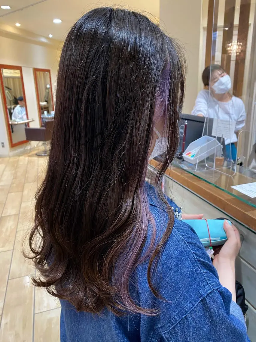 ロング パープルカラー ヘアカラー layer cut 前田ヒロコのヘアスタイル