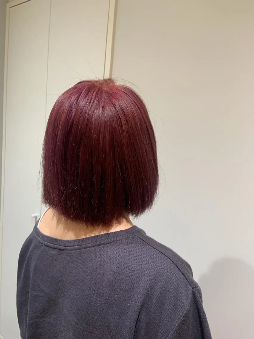 ミディアム 中村 彩音のヘアスタイル