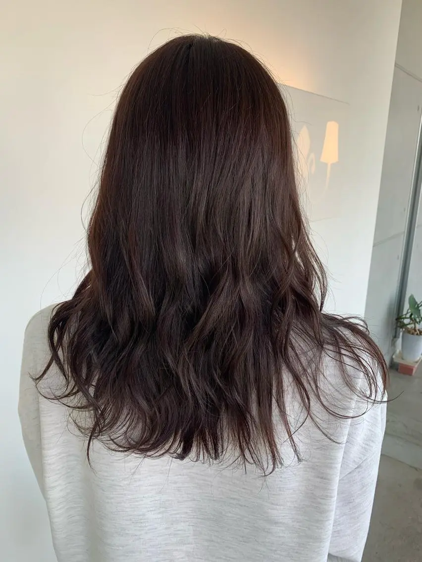 ミディアム ピンクブラウン おせ ちさとのヘアスタイル