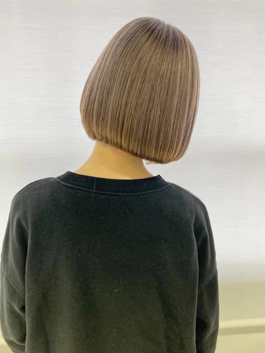 ショート カラー ボブ カット ヘアカラー 新井 広之のヘアスタイル