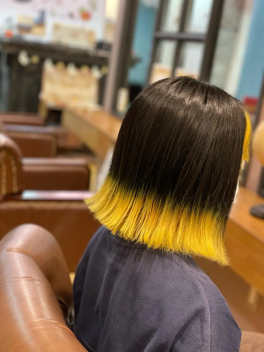 ショート ミストバング イエローカラー 廣瀬 智志のヘアスタイル