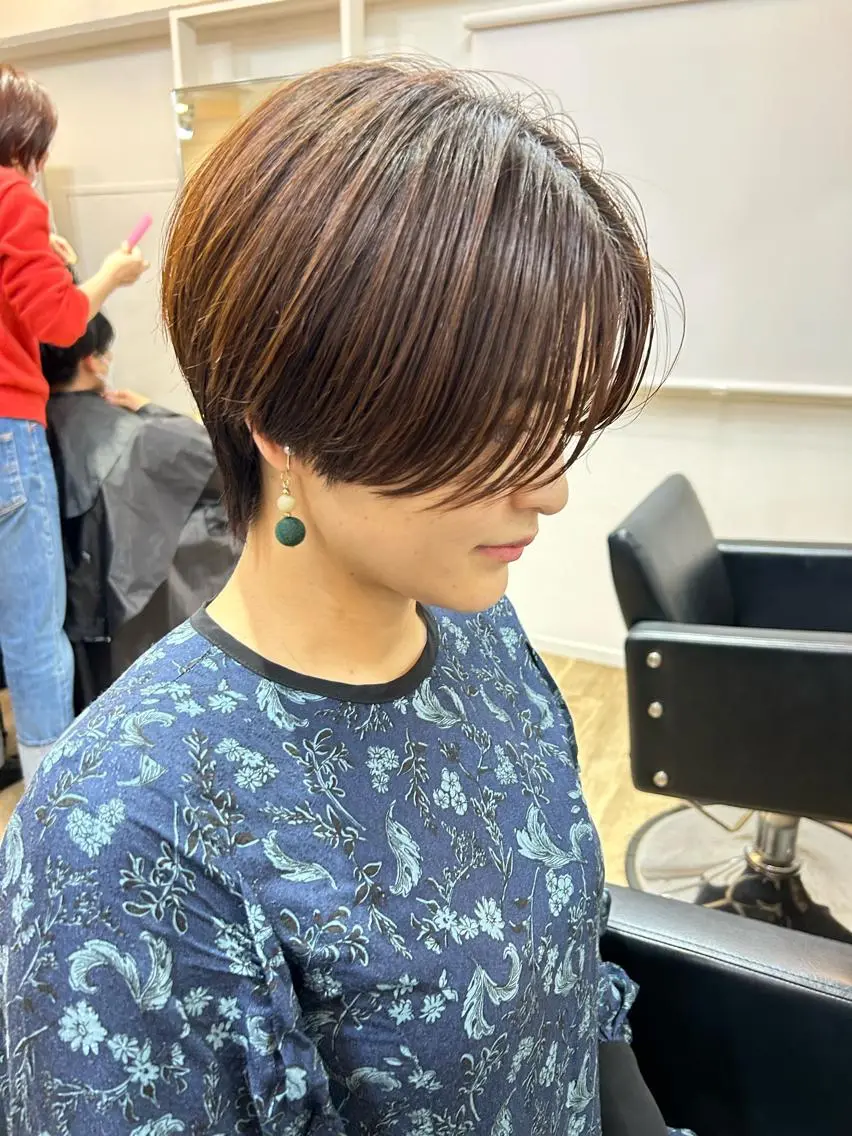 ショート カラー ハンサムショート ブリーチ ケアブリーチ ダブルカラー ハイライトカラー 中北篤志 ショートボブのヘアスタイル