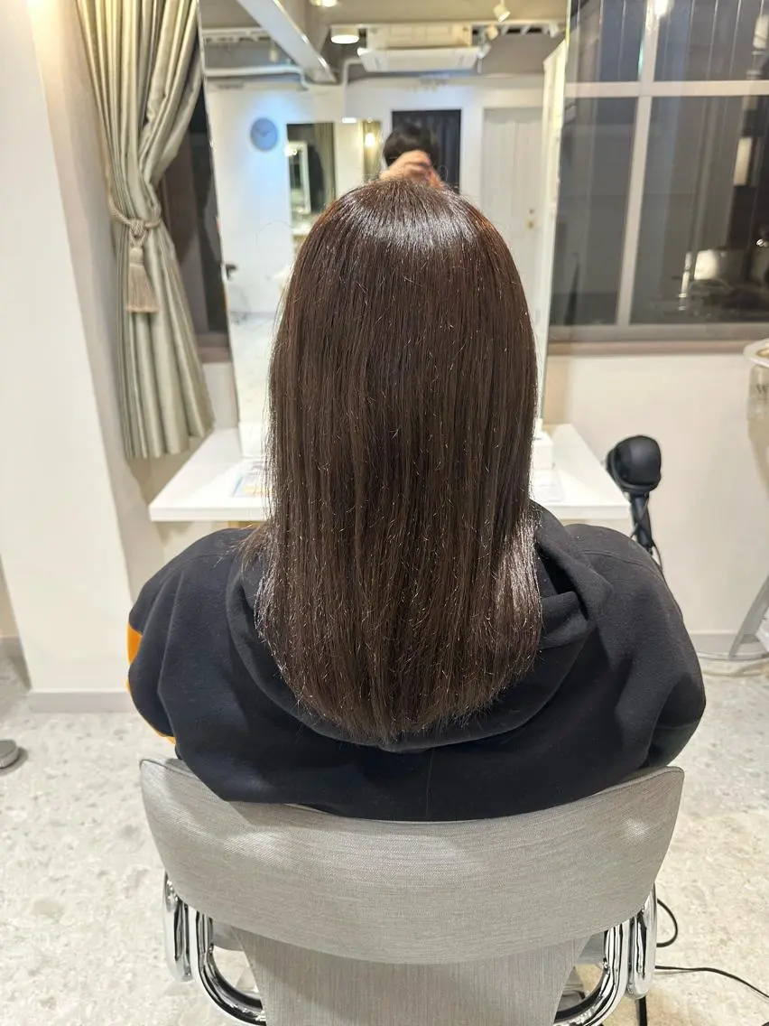 ロング カラー ブラウンカラー グレージュ 馬渕 拓海のヘアスタイル