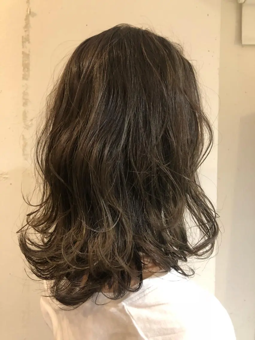 セミロング カラー ヘアアレンジ 透明感カラー🤎 ゆりのヘアスタイル