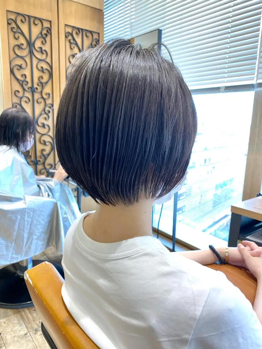 ショート カラー ショートボブ ハンサムショート 丸みショート ボブ くびれヘア カット ヘアカラー トリートメント ショート、ボブの神✨ 峯朋也✂︎✨のヘアスタイル