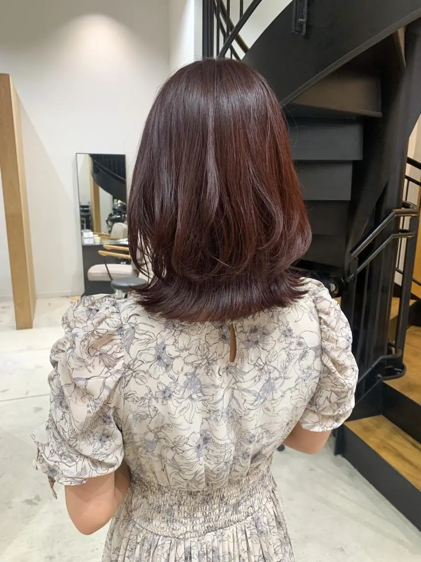 ミディアム カラー ヘアアレンジ カット ヘアカラー トリートメント yuka .のヘアスタイル