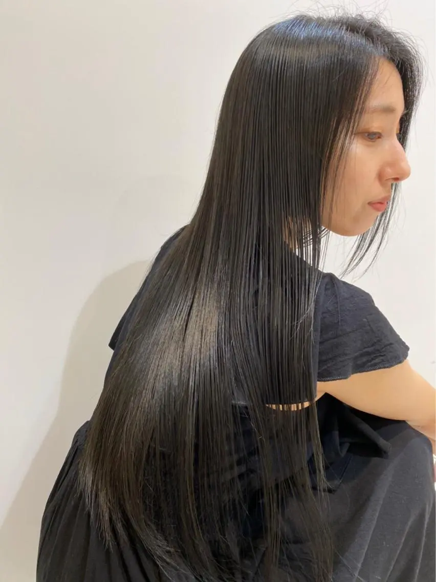 ロング 縮毛矯正、髪質改善／ 松田 龍之介のヘアスタイル
