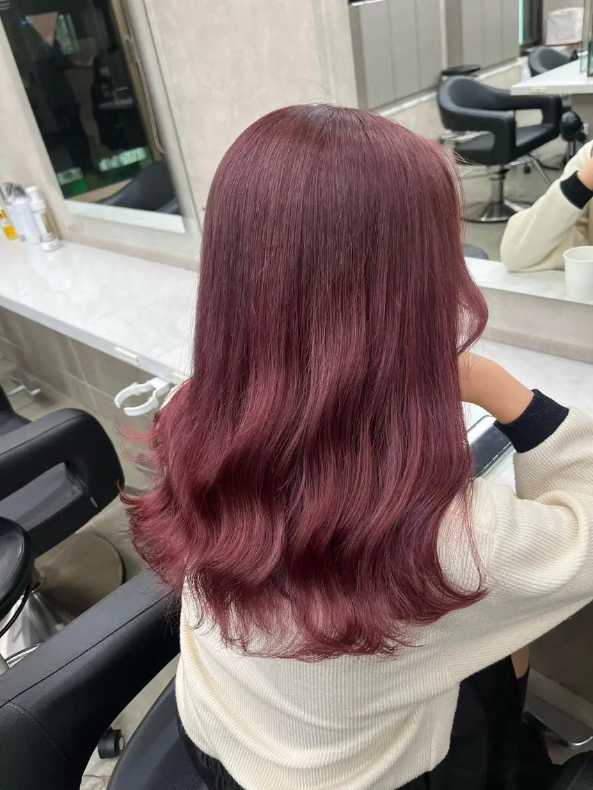 セミロング ヘアカラー トリートメント ヘッドスパ ヘアセット 寒色/ベージュヘア ブリーチありMiOのヘアスタイル