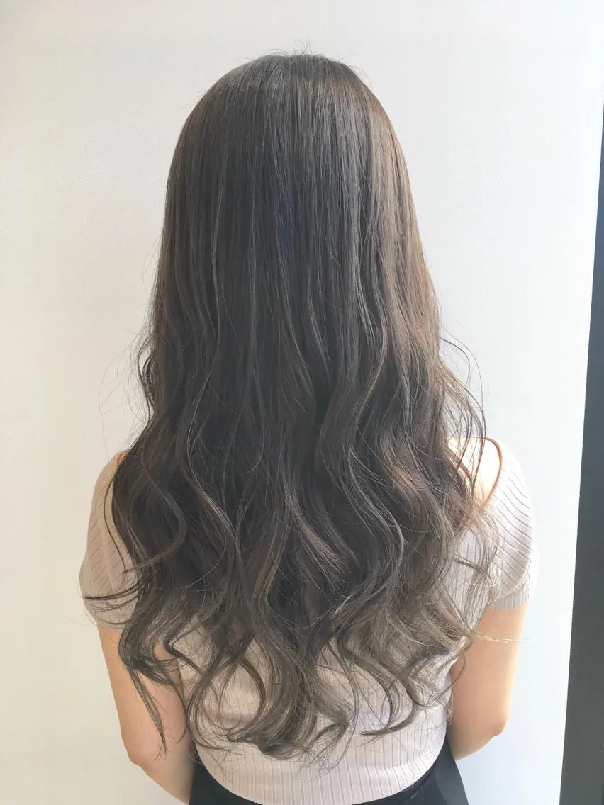 ロング カラー グレージュ ヘアカラー トリートメント ヘアセット yoshi ☆のヘアスタイル