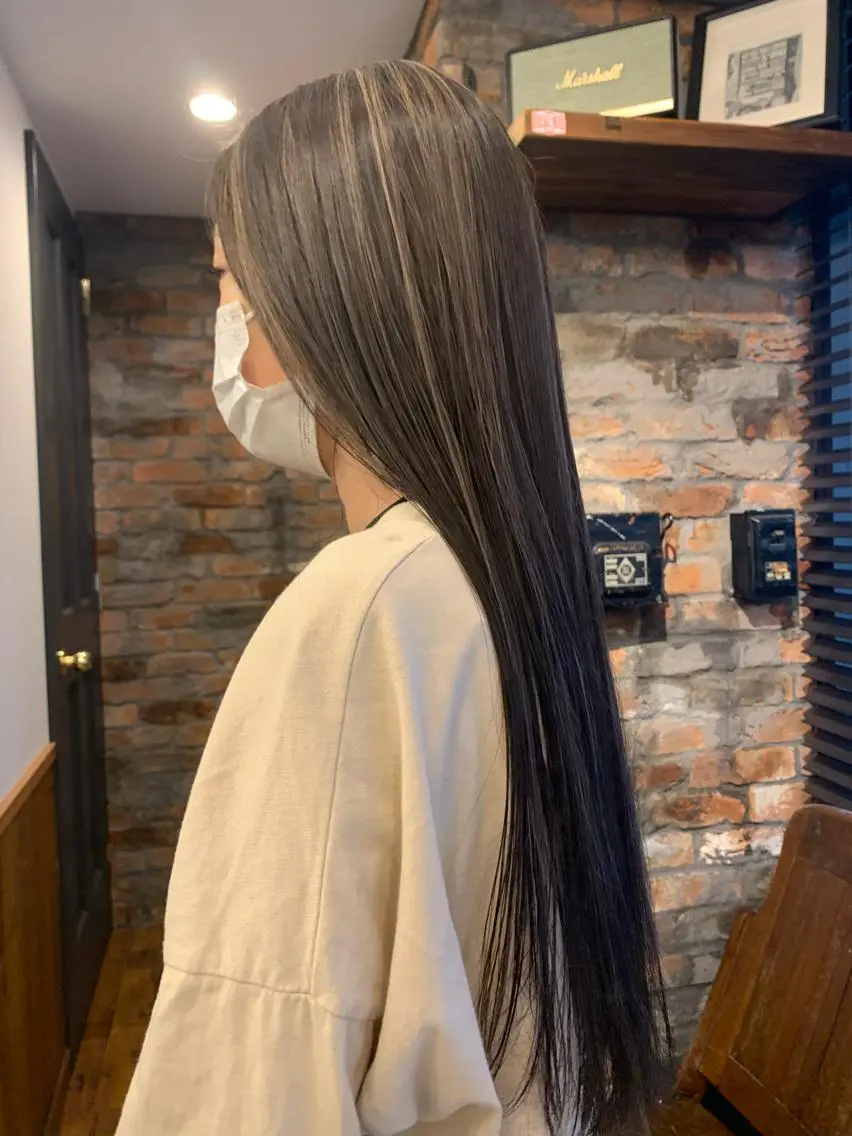 ロング カラー ハイライトカラー ハイライト カット ヘアカラー トリートメント 園田 将士のヘアスタイル