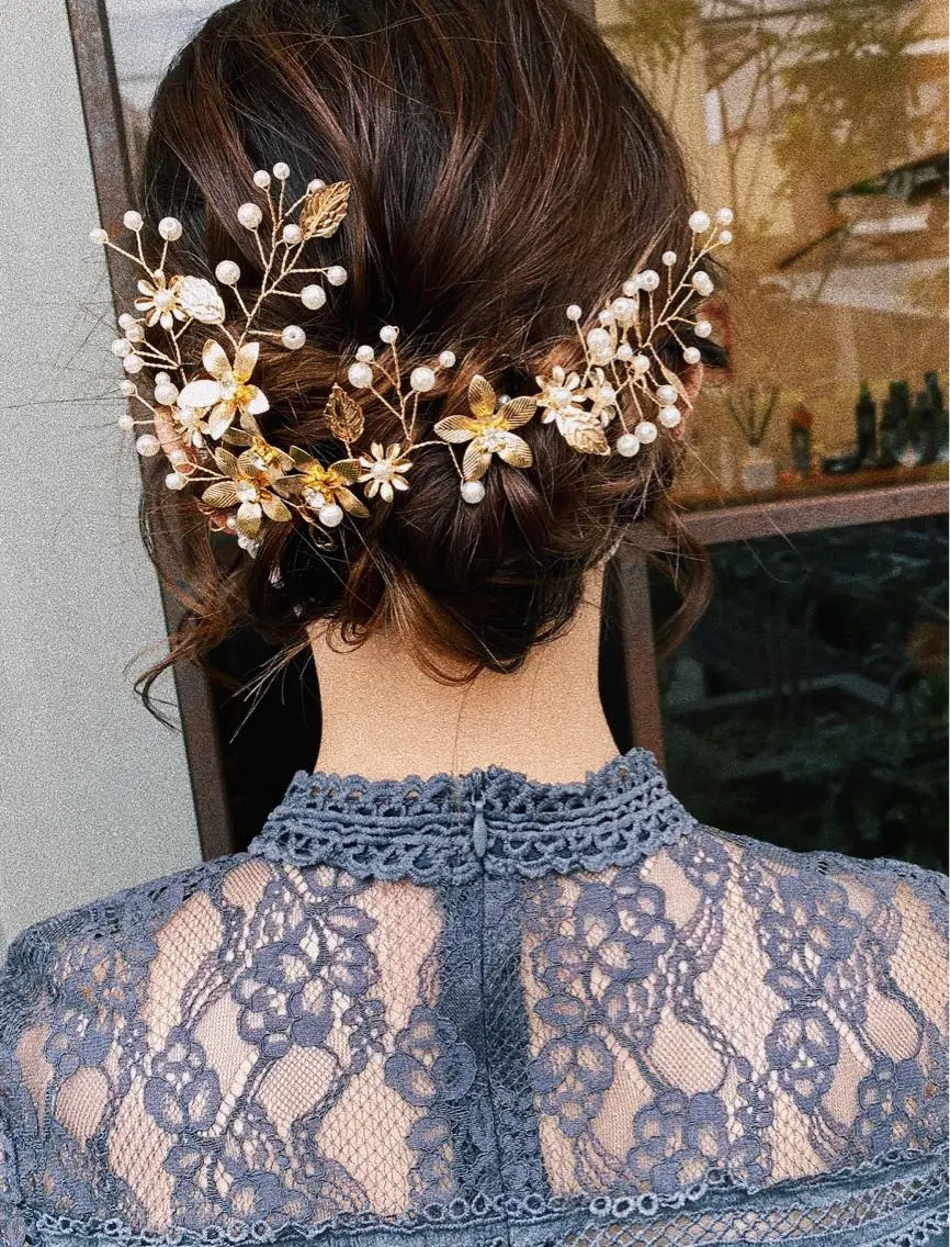 ミディアム カラー 名倉 伽奈のヘアスタイル