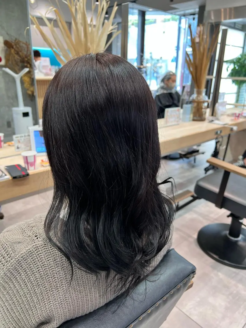 セミロング カラー ヘアカラー トリートメント 🌞レイヤー×カラー 前川那津美🌞のヘアスタイル