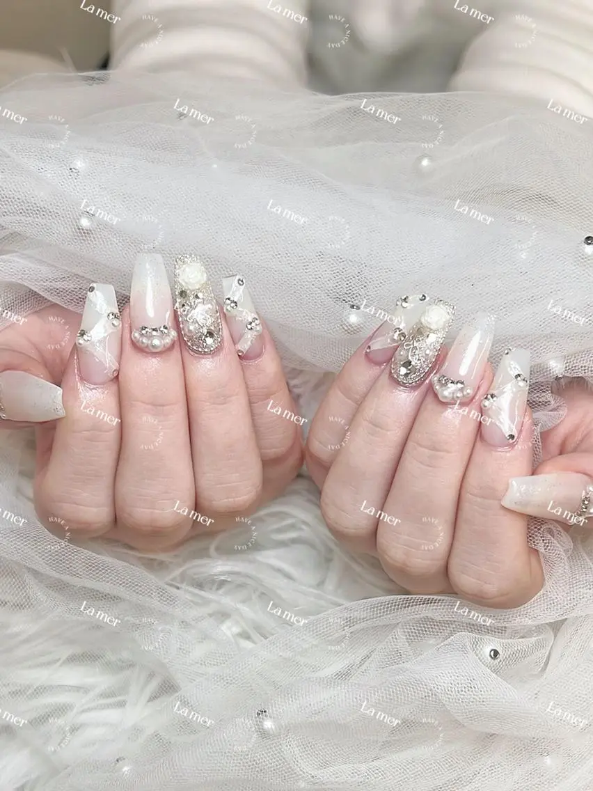 ネイル Merit メリット_のネイルデザイン
