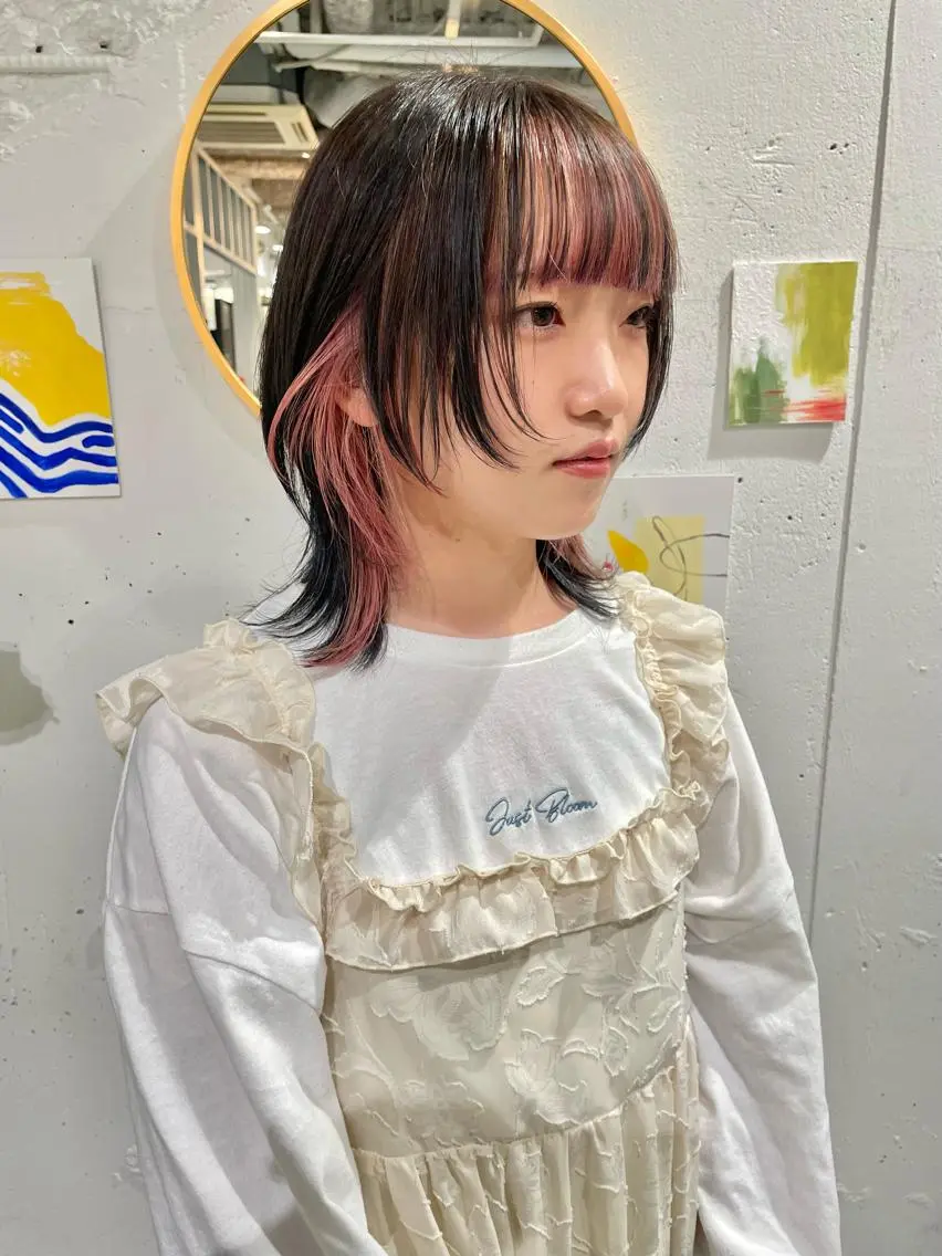 ミディアム カラー インナーカラー ウルフカット カット ヘアカラー ウルフ/似合わせ レイヤー/RIHOのヘアスタイル