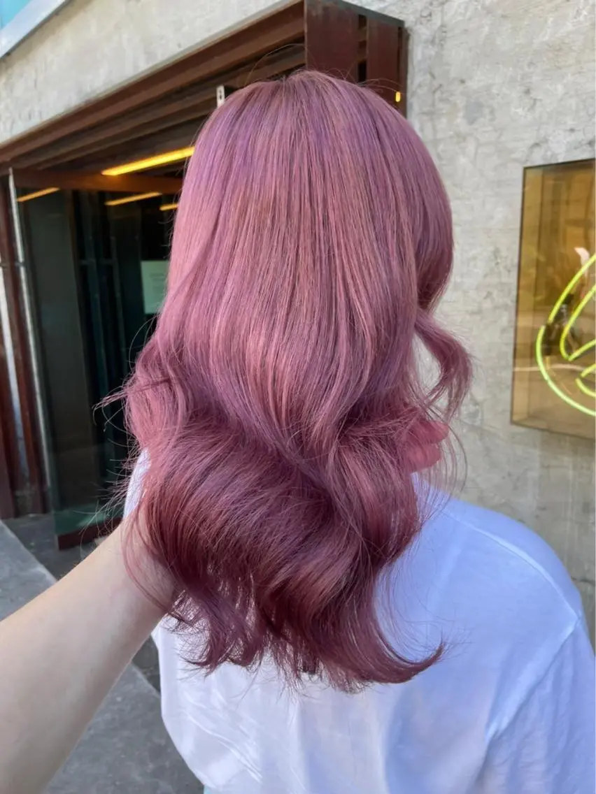 セミロング カラー ヘアアレンジ Bob&ハイトーン 専門家CHIHIROのヘアスタイル