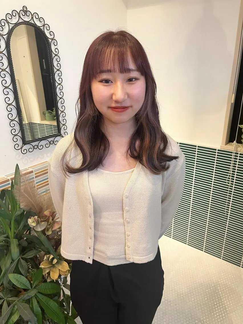 ミディアム カラー ベージュカラー ブリーチ インナーカラー 🩷ハイトーン透明感 レイヤー🩷ユリカのヘアスタイル