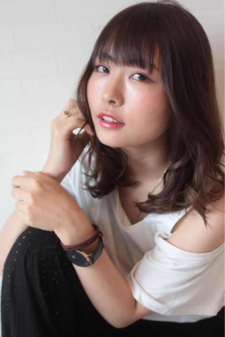セミロング CURE 朱梨のマツエク・マツパデザイン