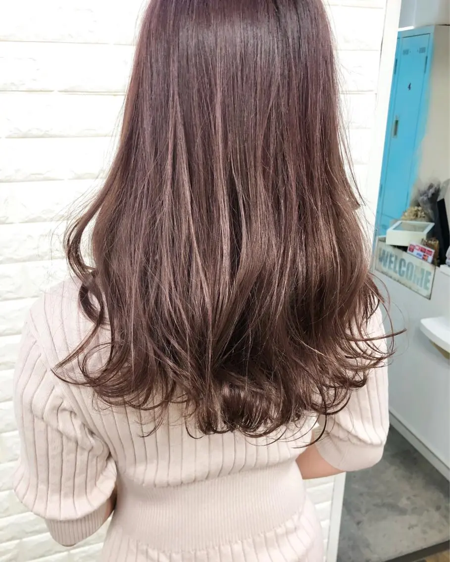 セミロング カラー ブリーチ ケアブリーチ ピンクカラー カット ヘアカラー トリートメント famille ファミーユのヘアスタイル