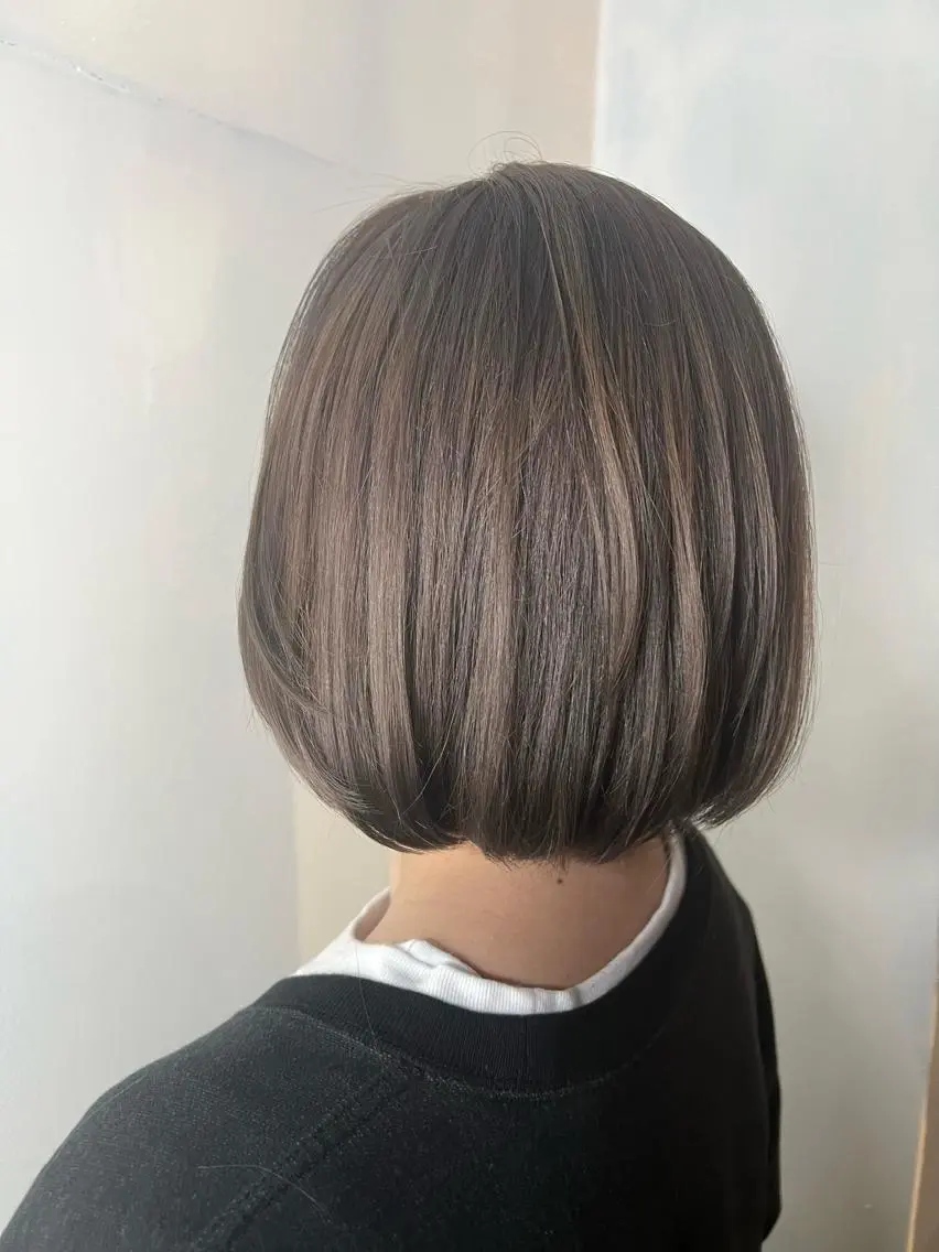 ショート カラー ベージュカラー ブリーチ ケアブリーチ ショコラベージュ ダブルカラー 【N°deseo】 Hiromi🦋のヘアスタイル
