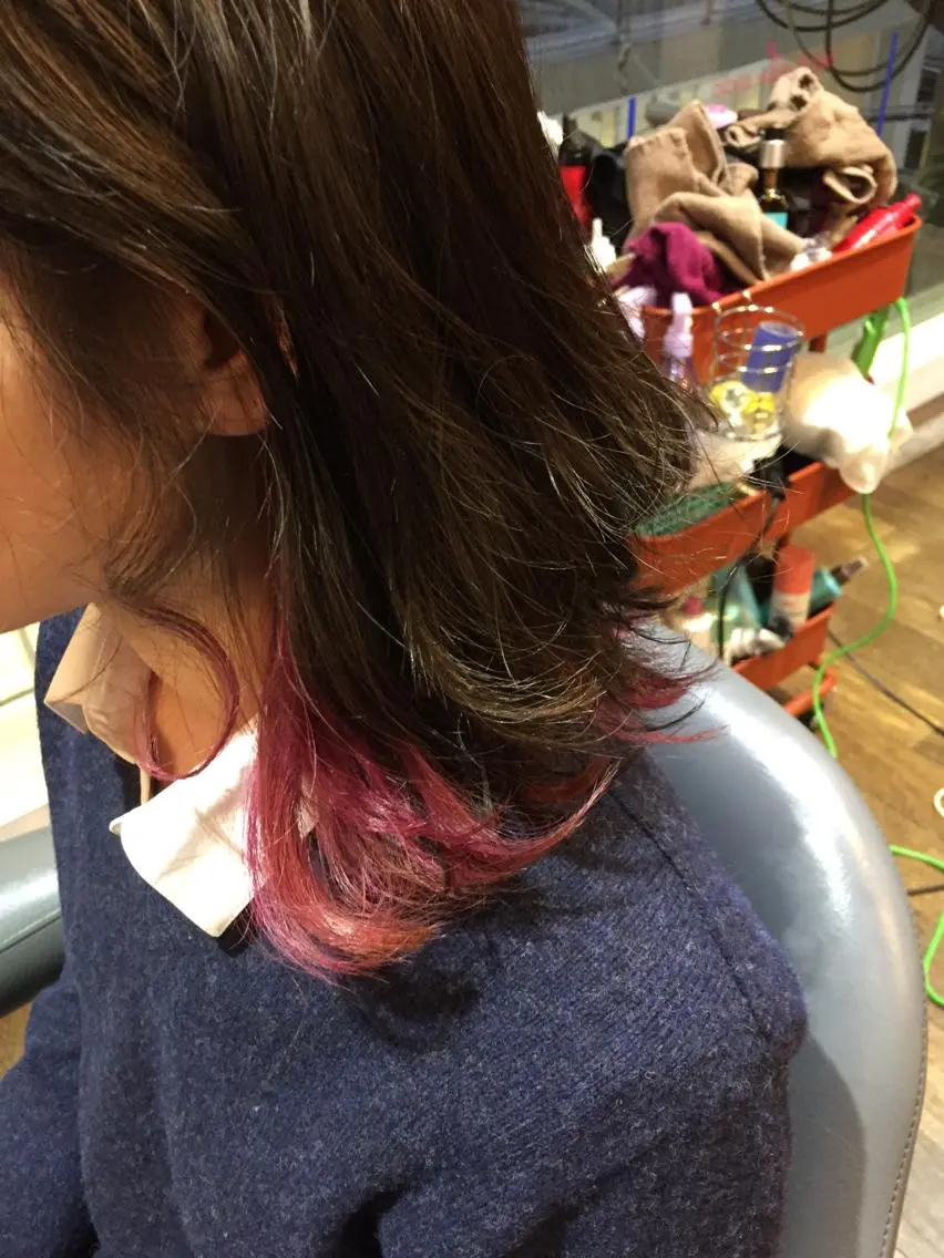 ミディアム カラー インナーカラー レッドカラー カット ヘアカラー トリートメント 原宿サロン代表 デザインカラー伊藤卓のヘアスタイル
