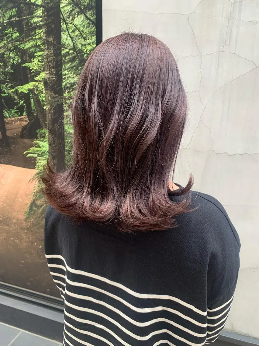 ミディアム カラー ヘアアレンジ ヘアカラー トリートメント yuka .のヘアスタイル