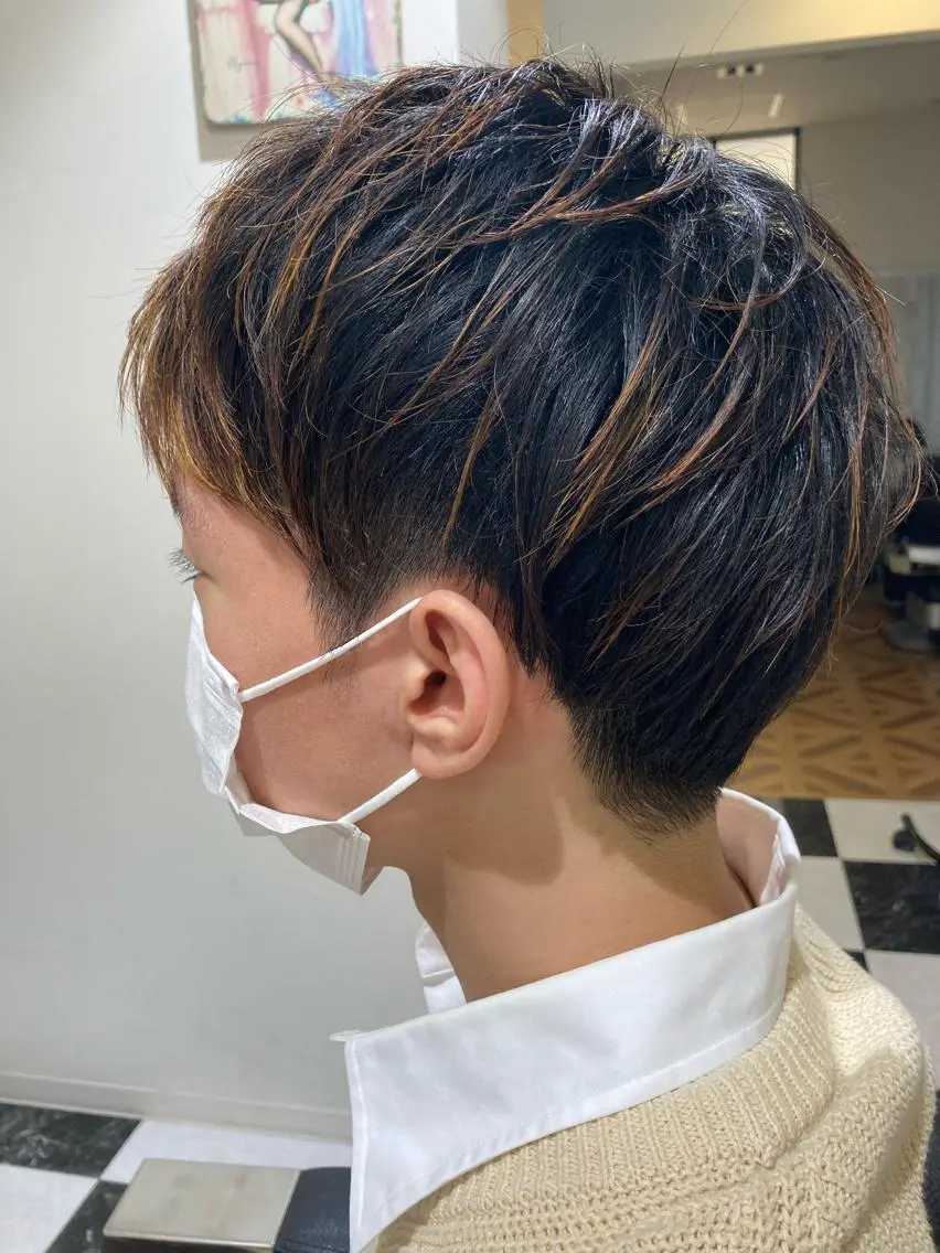 ショート メンズ 佐藤 睦月のヘアスタイル