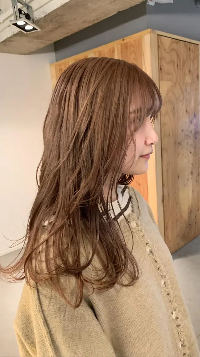 ミディアム カラー カット ヘアカラー トリートメント よしだ とおいのヘアスタイル
