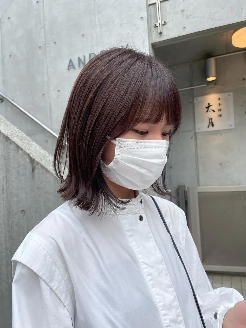 ミディアム カラー kana .のヘアスタイル