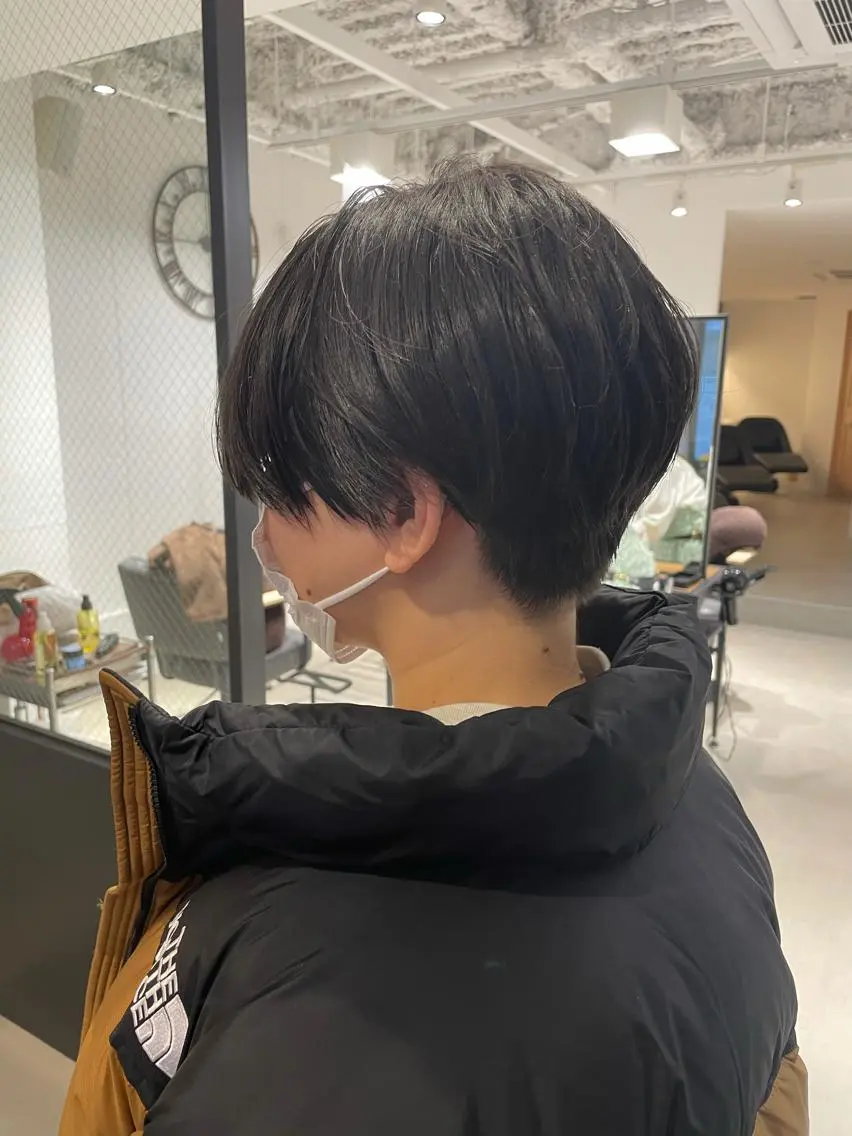 ショート 暖色カラー🍊 ボブ🌿顔周りcutのヘアスタイル