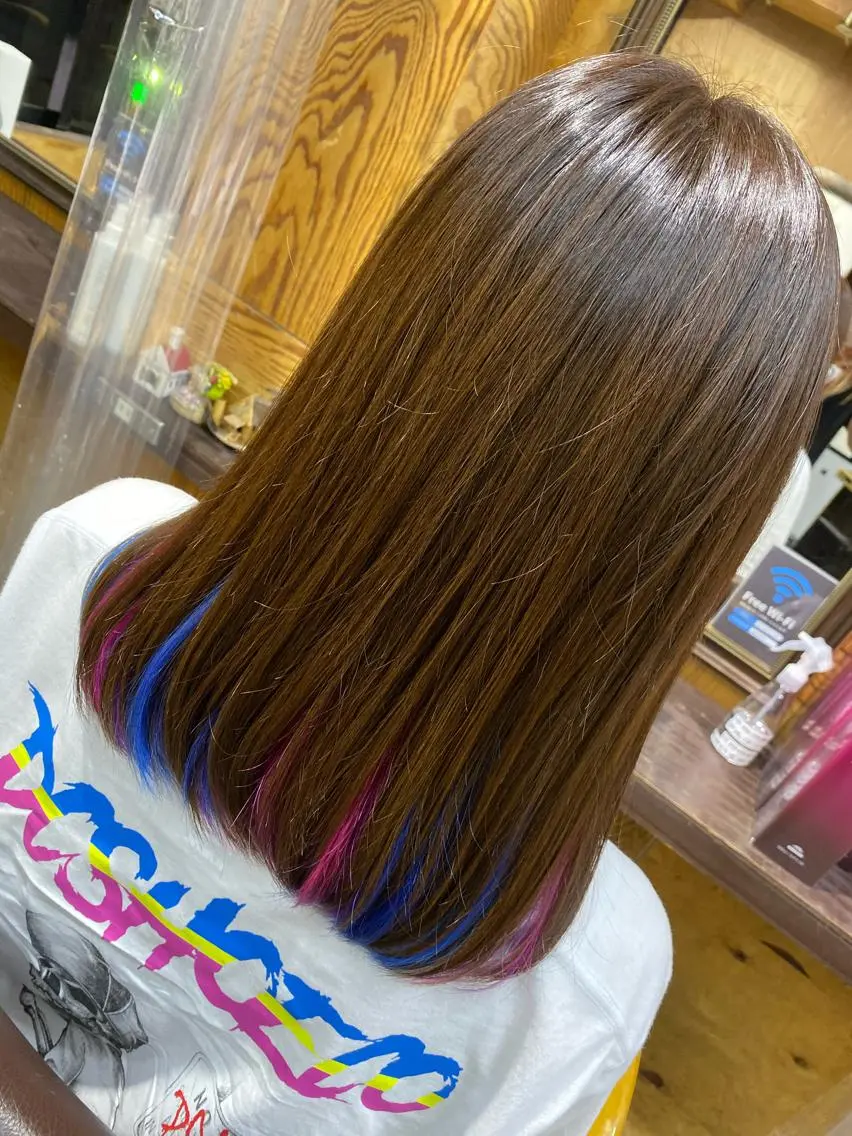 セミロング カラー ブルーカラー ピンクカラー IwAsh大和駅前店 河野亜里香のヘアスタイル