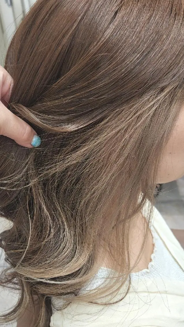 ロング カラー イヤリングカラー ロング 🌟あかり🌟 #Sign hairのヘアスタイル