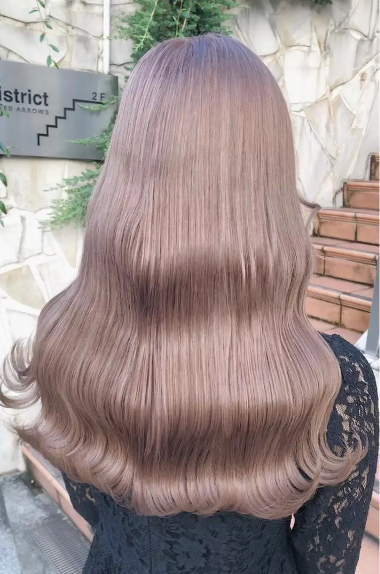 セミロング パープルカラー 髪質改善 ワンズリー中明度 店舗公式のヘアスタイル