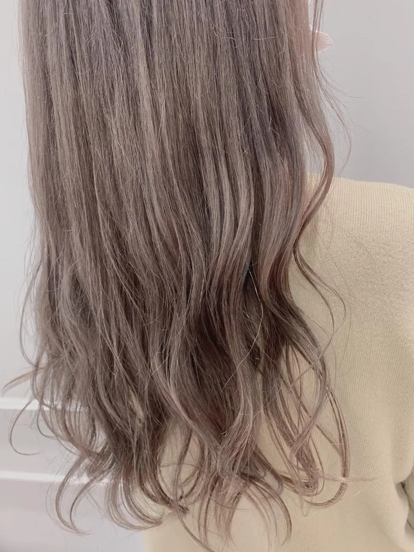 ロング カラー グレージュ ヘアカラー トリートメント 🦖鶴岡 香純🦖のヘアスタイル