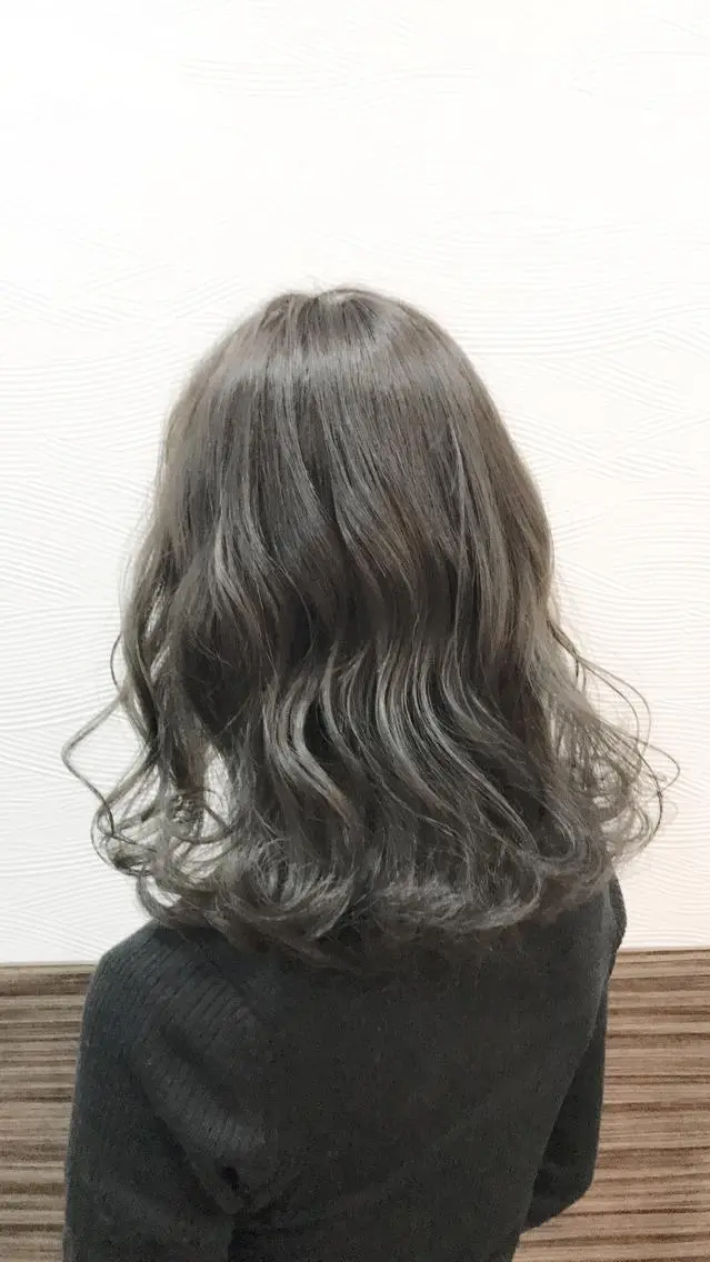 セミロング カラー アッシュ グラデーションカラー カラー特化型サロン #SUP.のヘアスタイル