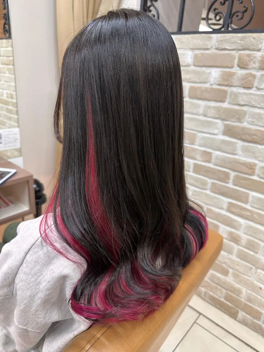 ロング カラー インナーカラー 【寺田町】ソリハシ アキラのヘアスタイル