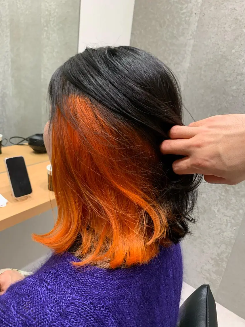 ミディアム カラー ヘアアレンジ オレンジ 顔周りカット レイヤーカット ヘアカラー 新宿徒歩5分 透明感カラーのその他イメージ