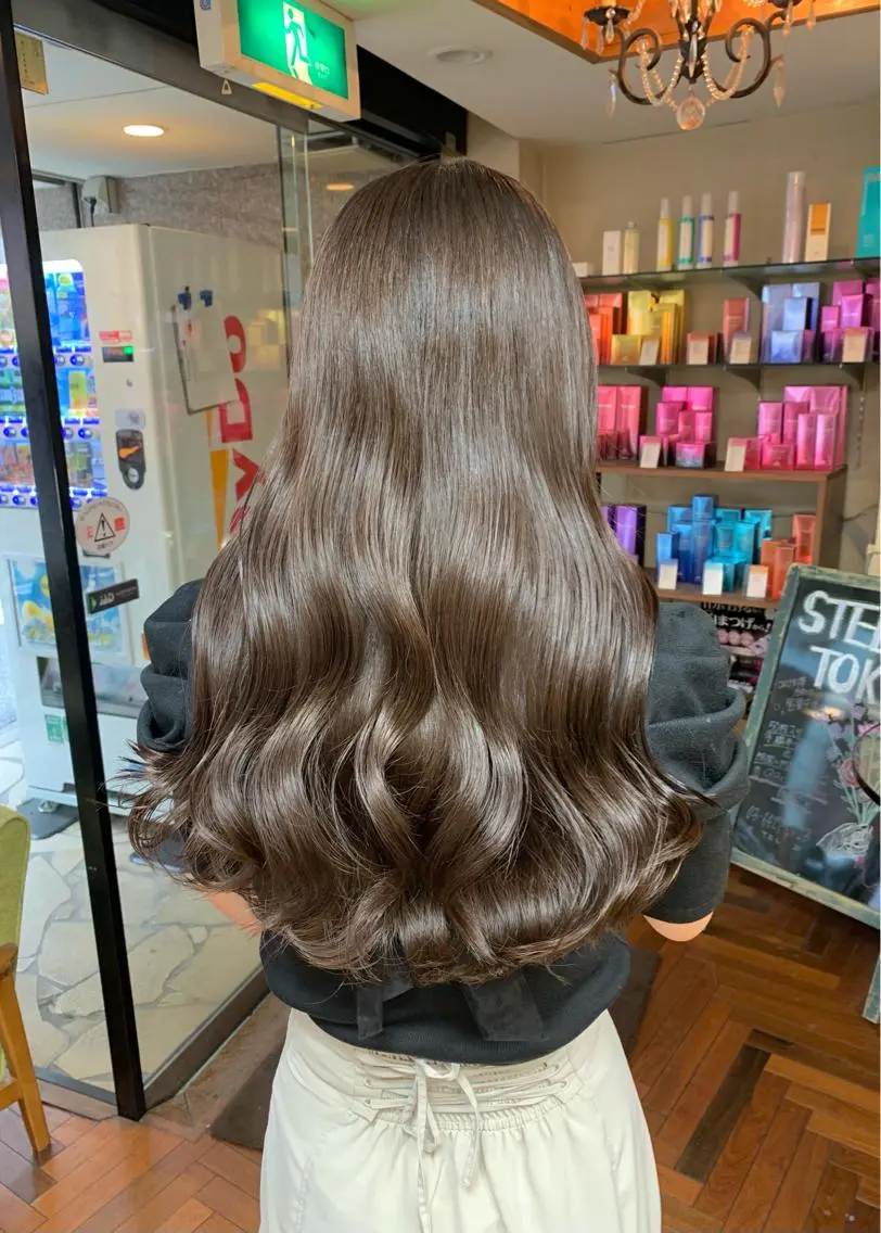 ロング カラー ベージュカラー ブリーチ ブリーチなしカラー カット ヘアカラー トリートメント 矢野 晃平のヘアスタイル