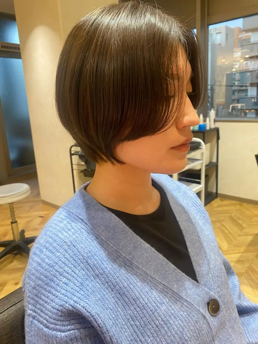 ショート ショートボブ ボブ ショートヘア かえ🩶韓国ボブ🎀 透明感カラー🥣のヘアスタイル
