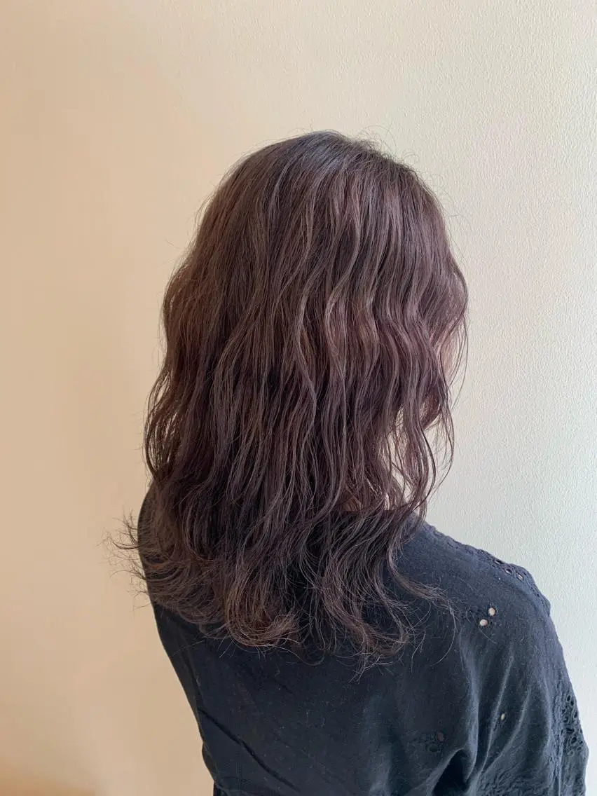 セミロング カラー ベージュカラー ラベンダーカラー ラベンダーベージュ 顔まわりカット✄ ベージュカラー🧸のヘアスタイル