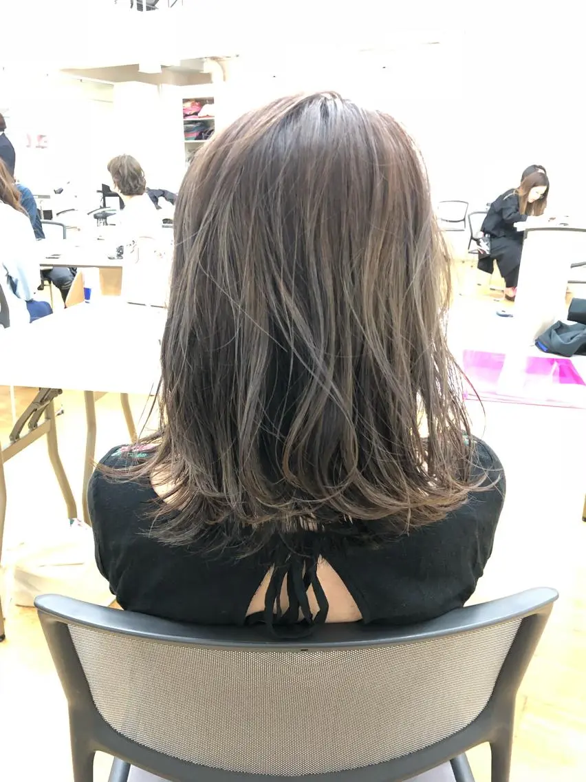 カラー ダブルカラー カット ヘアカラー ○HITOMI ○のヘアスタイル