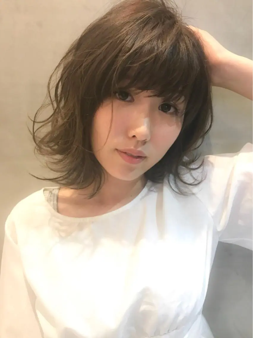 ミディアム カラー 篠塚 純のヘアスタイル