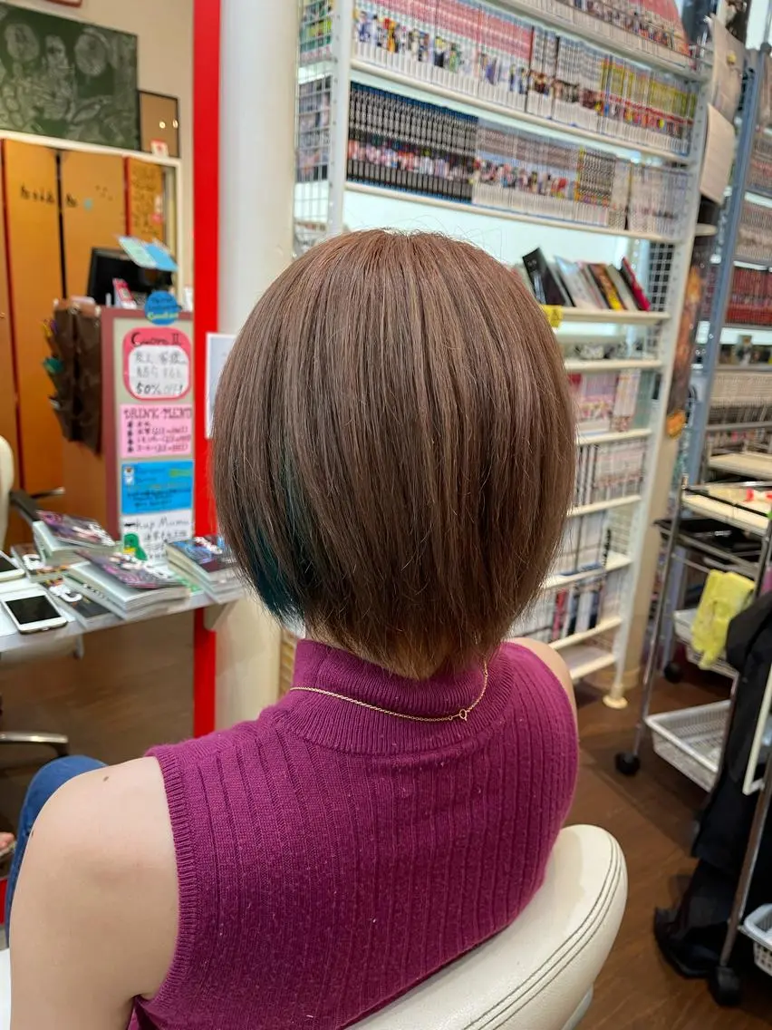ショート ヘアカラー たけい ゆうきのヘアスタイル