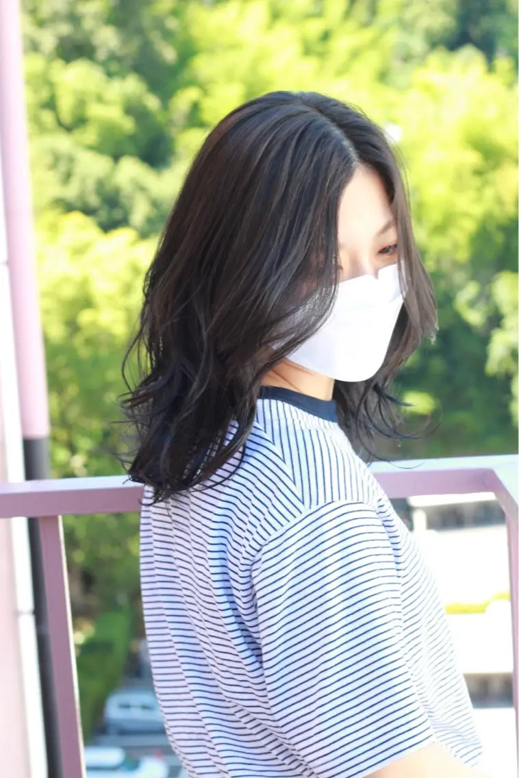 セミロング カラー ブルーカラー カット ヘアカラー Viage （ビアージュ）のヘアスタイル